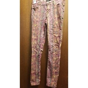 Patterned denim pants